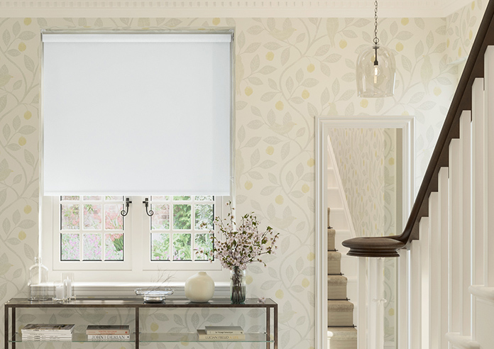 Trinity (FR Blackout), Silk White - Roller Blind - Image 3